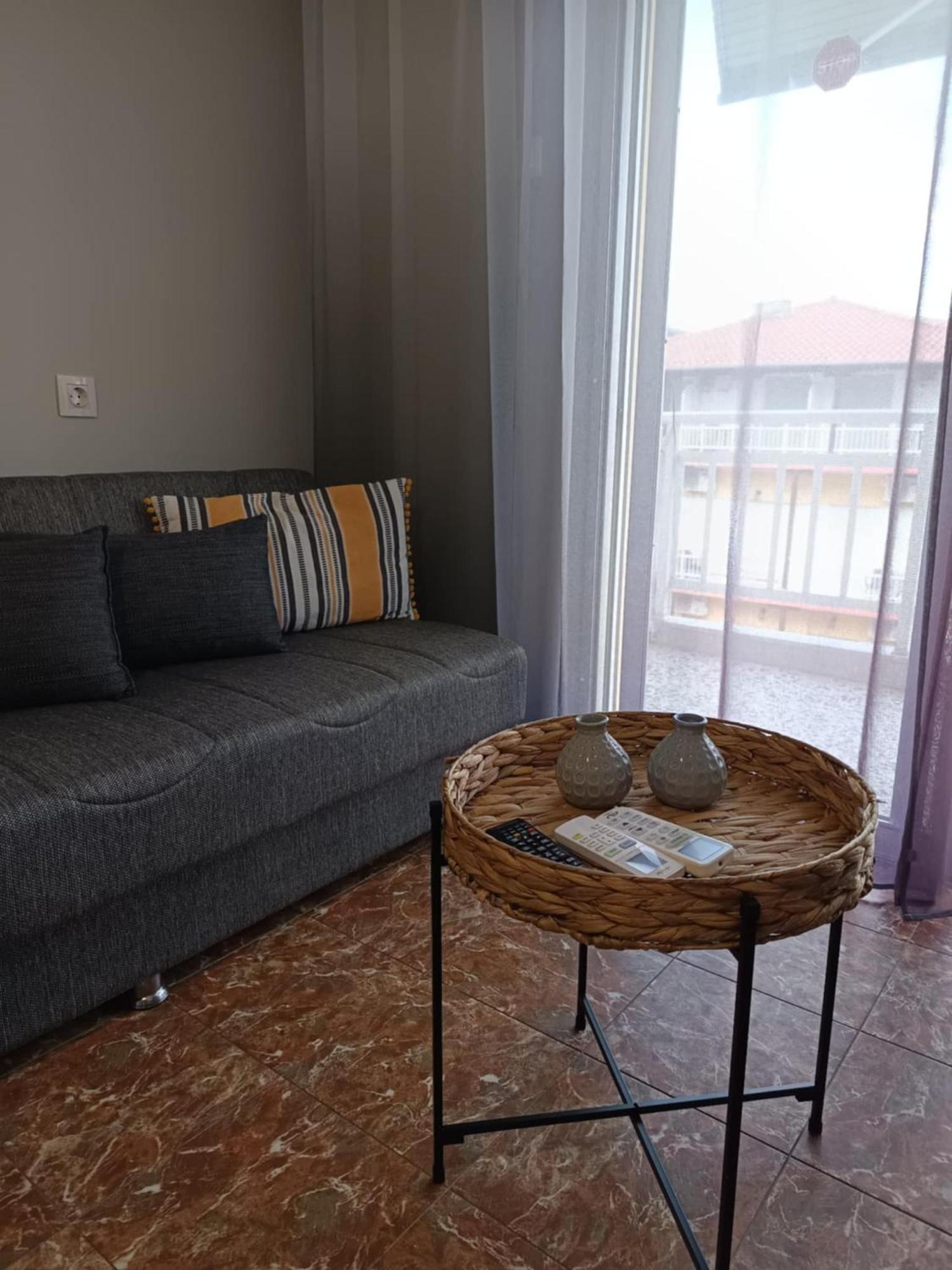 New Zeusplace Apartment With Private Parking Paralia Katerini Екстериор снимка